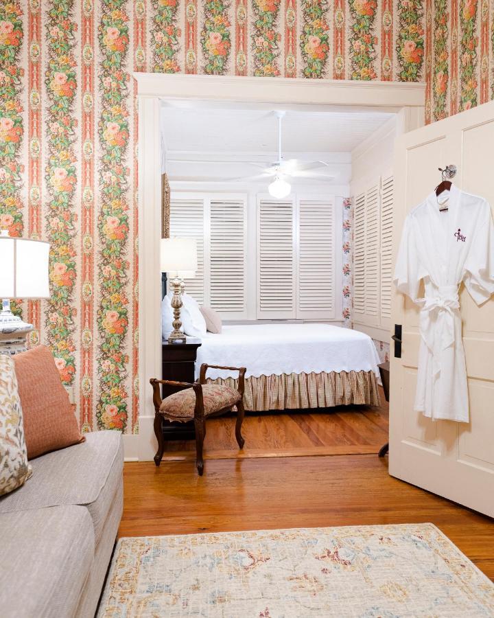 فندق Captain Henderson House أركدلفيا الغرفة الصورة