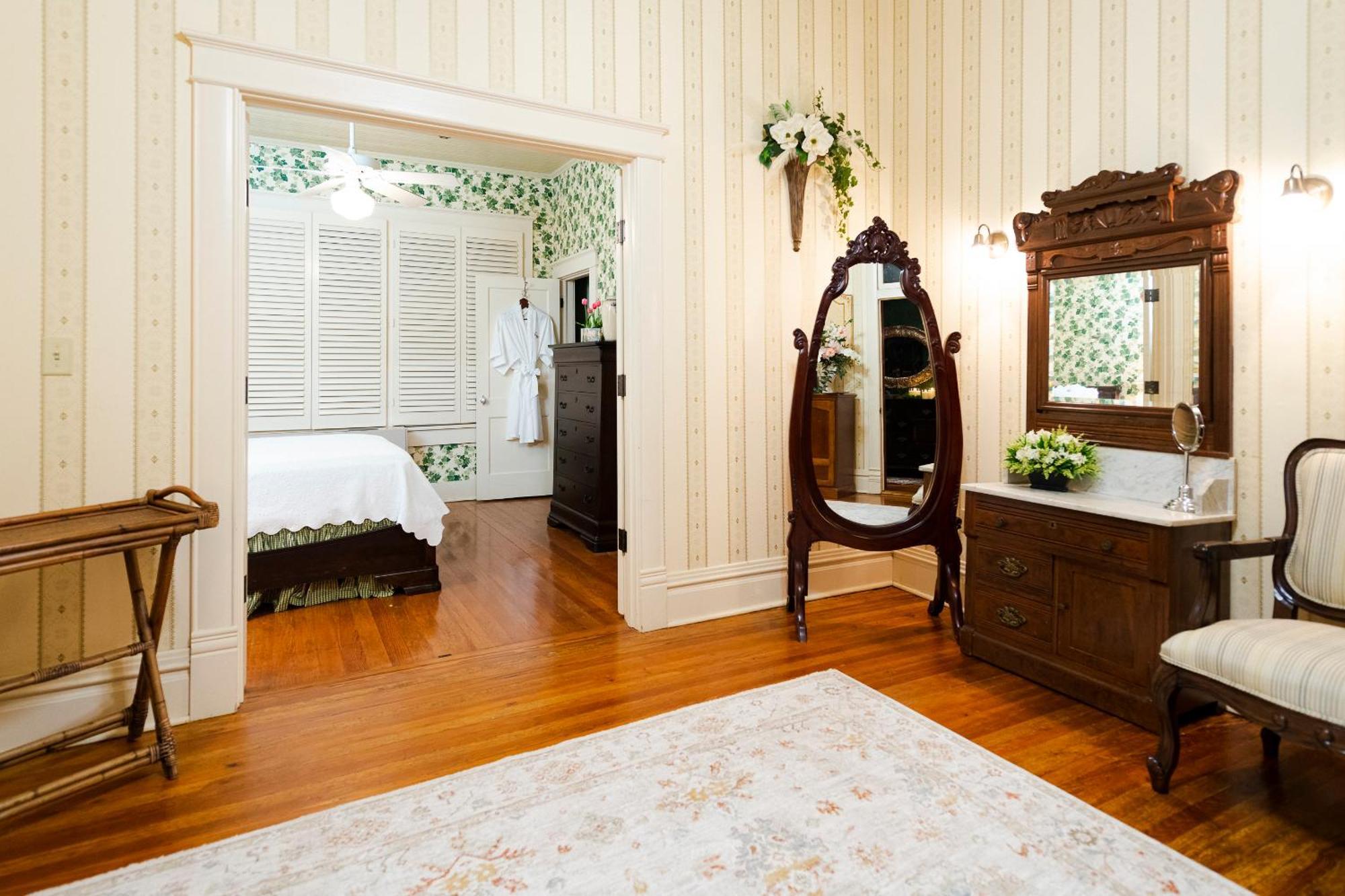 فندق Captain Henderson House أركدلفيا الغرفة الصورة